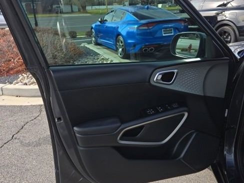 Certified 2023 Kia Soul S image 8