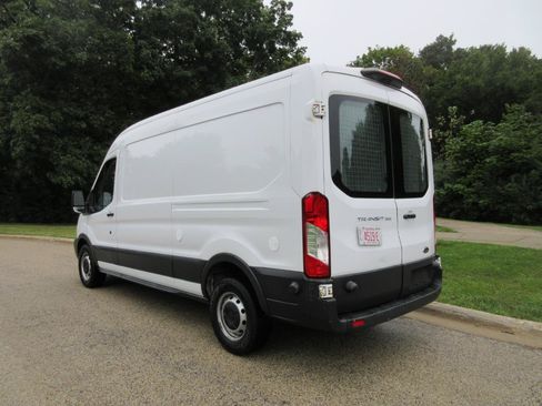 Used 2018 Ford Transit 350 148 Medium Roof RWD image 25