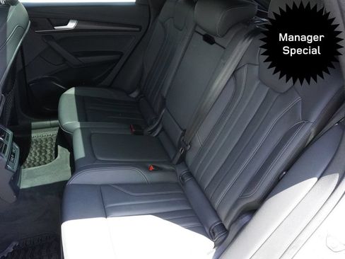 Used 2023 Audi Q5 2.0T Premium w/ Convenience Package AWD/4WD image 30