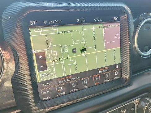Used 2021 Jeep Wrangler Unlimited Sahara AWD/4WD image 13