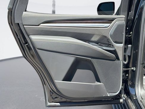 Certified 2026 Cadillac Escalade Luxury RWD image 26