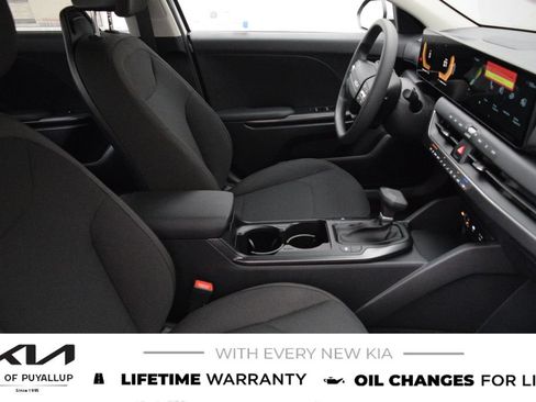New 2026 Kia K4 FWD image 16