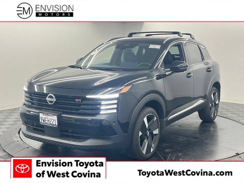 Used 2026 Nissan Kicks SR FWD image 1