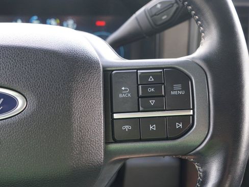 Used 2023 Ford F250 Lariat w/ Sport Appearance Package AWD/4WD image 16