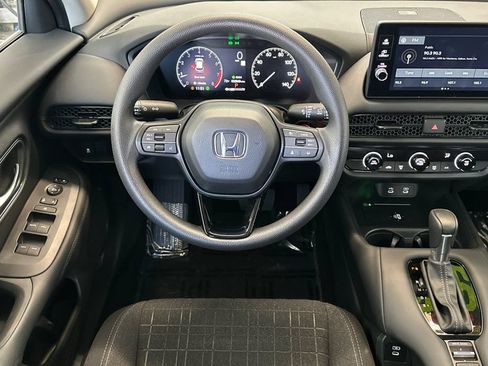 Used 2026 Honda HR-V LX image 13