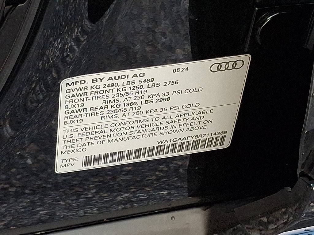 Used 2024 Audi Q5 2.0T Premium w/ Summer of Audi Package AWD/4WD image 27