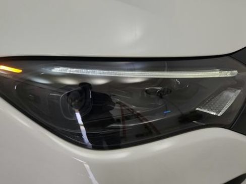 Used 2023 Mercedes-Benz EQE 500 4MATIC Sedan image 38