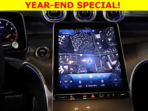 Used 2025 Mercedes-Benz GLC 300 4MATIC image 22