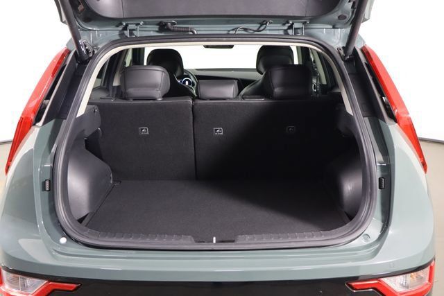 Certified 2023 Kia Niro Wind FWD image 17