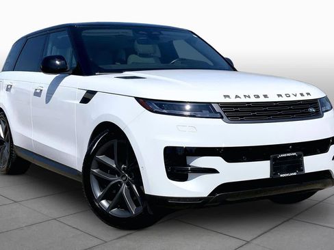 Used 2024 Land Rover Range Rover Sport SE image 3