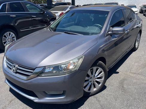 Used 2013 Honda Accord EX image 2