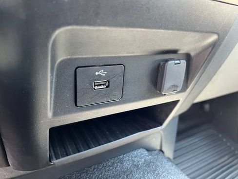 Used 2022 Ford F250 XL w/ Power Equipment Group AWD/4WD image 31