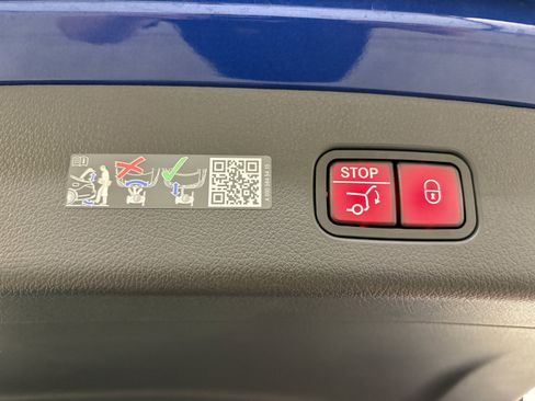 Used 2026 Mercedes-Benz GLC 300 4MATIC image 10