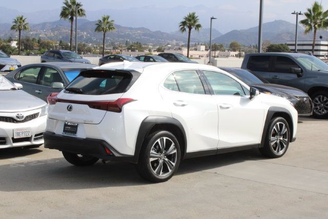 Certified 2025 Lexus UX 300h FWD image 21