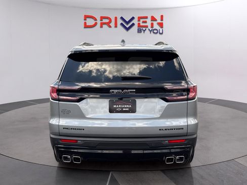 Used 2026 GMC Acadia Elevation w/ Black Edition FWD image 4