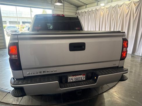 Used 2017 Chevrolet Silverado 1500 LT w/ All Star Edition RWD image 5