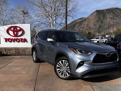 Used 2023 Toyota Highlander Platinum