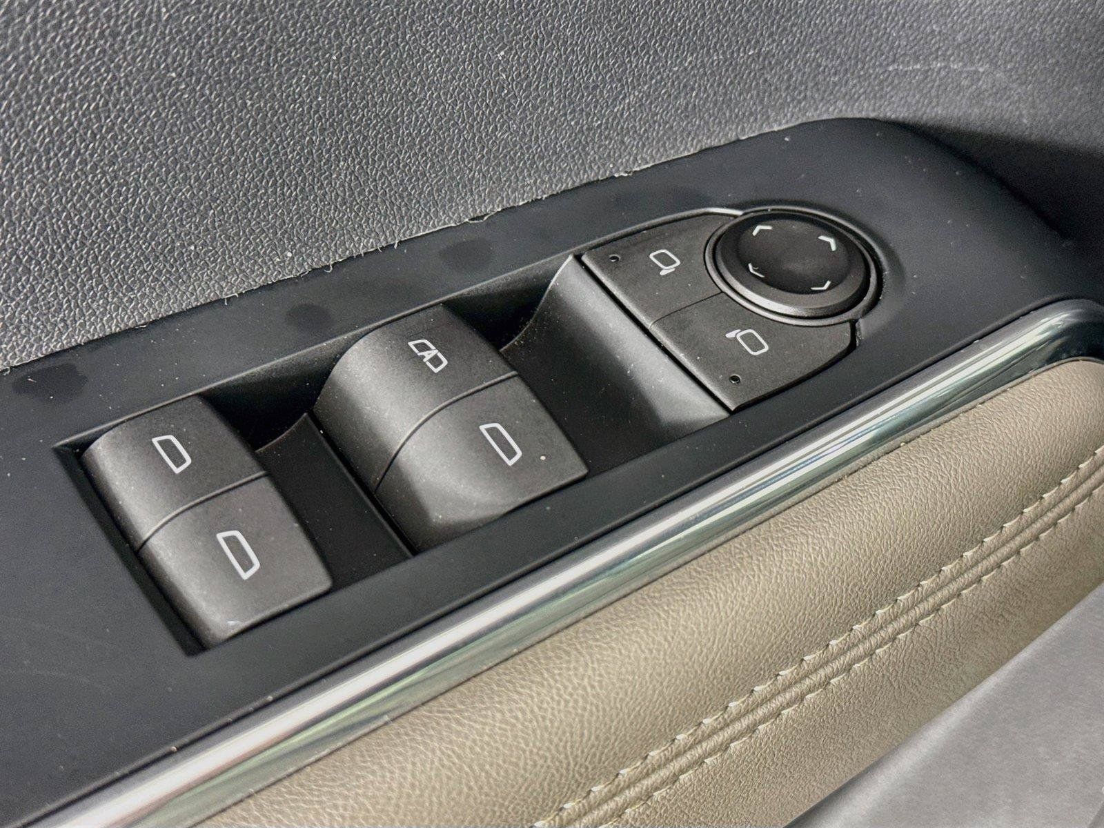 Used 2024 GMC Acadia Elevation AWD/4WD image 27