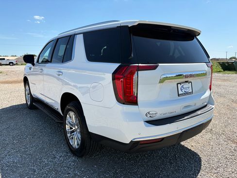 Used 2024 GMC Yukon SLT RWD image 7