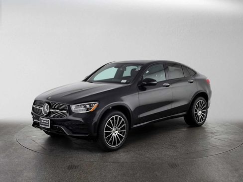 Used 2022 Mercedes-Benz GLC 300 4MATIC Coupe image 7