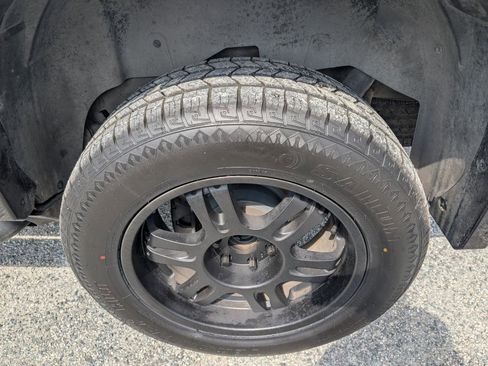 Used 2013 Chevrolet Tahoe LT w/ Suspension Package, Off-Road AWD/4WD image 10