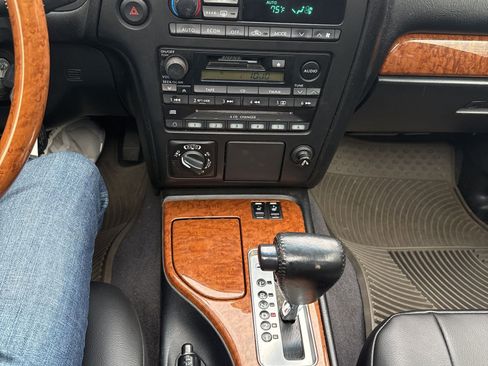 Used 2001 INFINITI QX4 4WD w/ (S02) Sport Pkg image 26