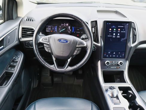 Used 2022 Ford Edge SEL w/ Sport Appearance Package image 18