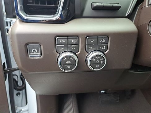 New 2026 GMC Sierra 1500 Denali image 17