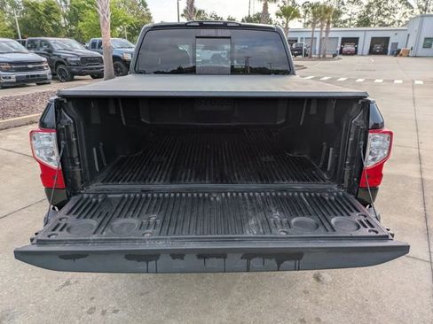 Used 2019 Nissan Titan SV AWD/4WD image 13