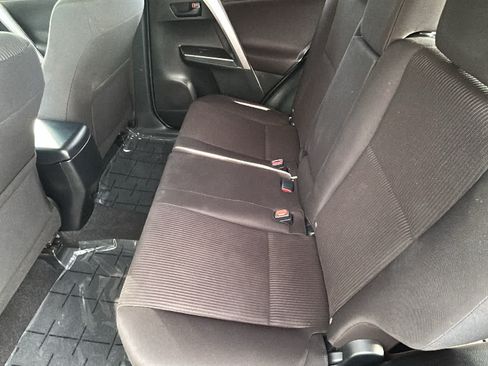 Used 2016 Toyota RAV4 LE AWD/4WD image 24