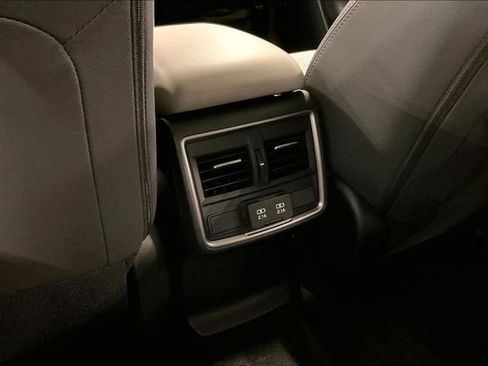 Used 2024 Subaru Forester Premium AWD/4WD image 34