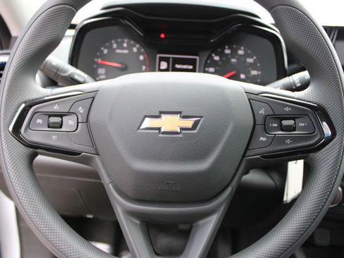New 2026 Chevrolet Trax LS image 23