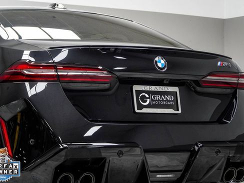 Used 2026 BMW M5 image 17