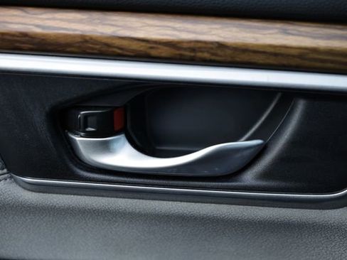 Used 2017 Honda CR-V EX image 15