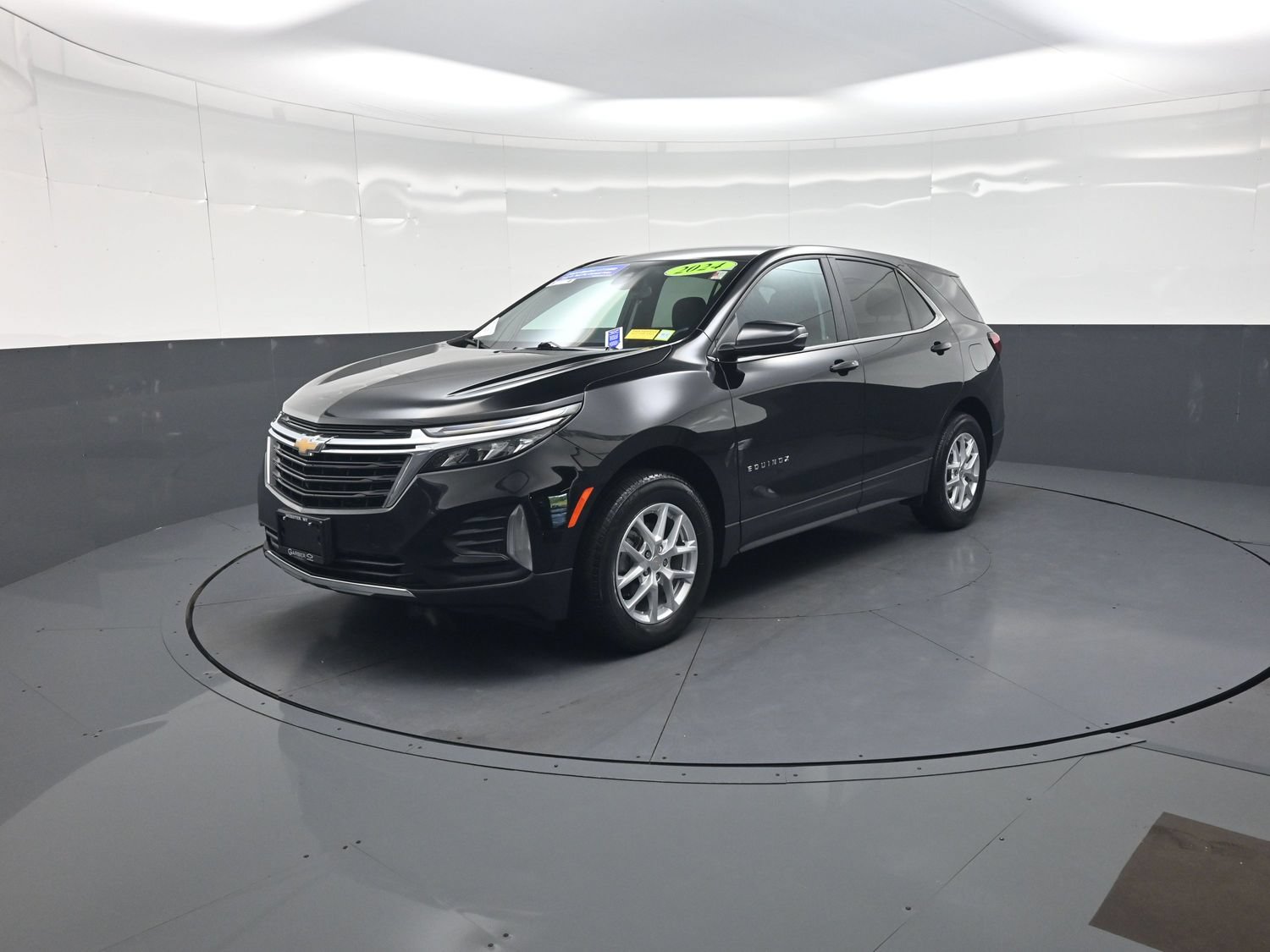 Used 2024 Chevrolet Equinox LT AWD/4WD image 7