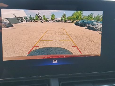 Certified 2024 Chevrolet Trax RS w/ Driver Confidence Package FWD image 16