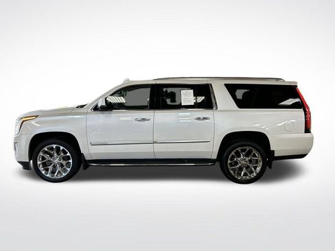 Used 2019 Cadillac Escalade ESV Premium Luxury AWD/4WD image 2