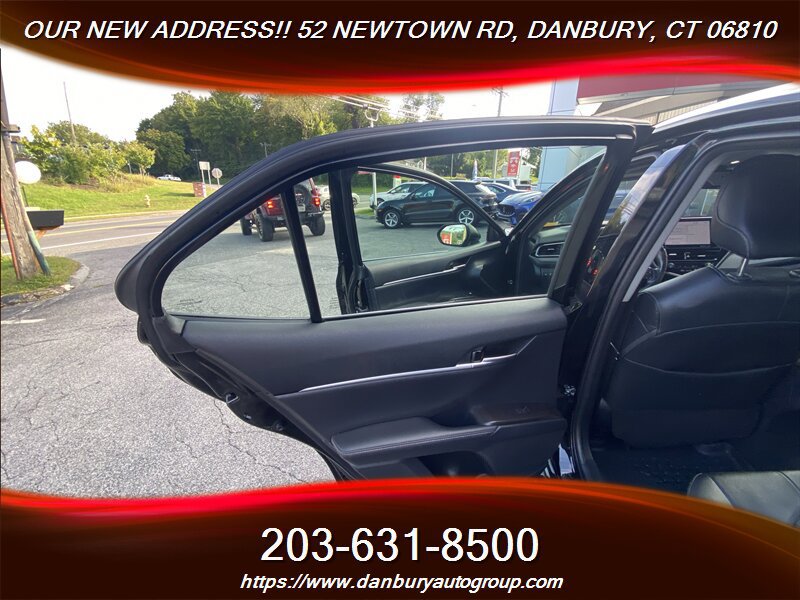 Used 2023 Toyota Camry XSE FWD image 19
