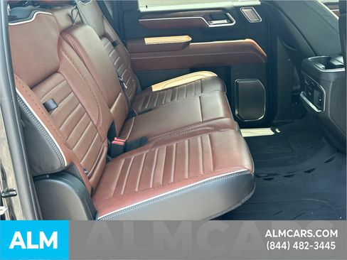 Used 2024 GMC Sierra 2500 Denali Ultimate AWD/4WD image 17