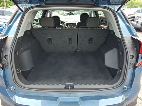 Used 2024 GMC Terrain SLE w/ Driver Convenience Package AWD/4WD image 29
