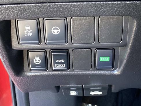 Used 2019 Nissan Rogue Sport SL AWD/4WD image 20