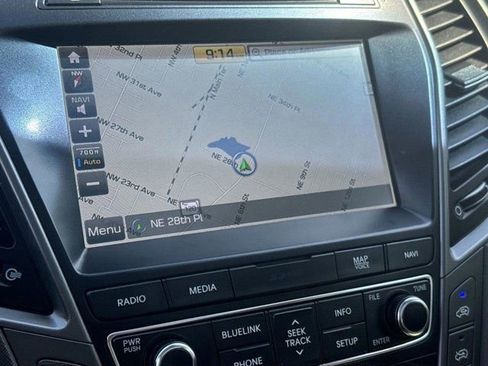 Used 2018 Hyundai Santa Fe Limited FWD image 20