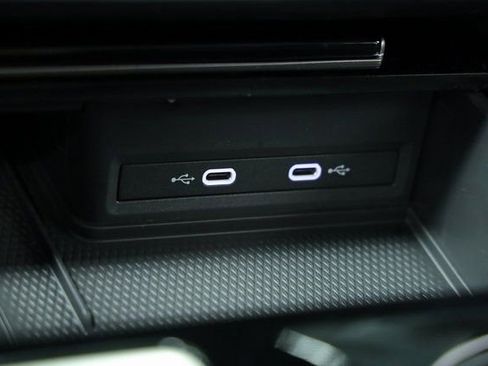 New 2026 Volkswagen Atlas SE FWD image 24