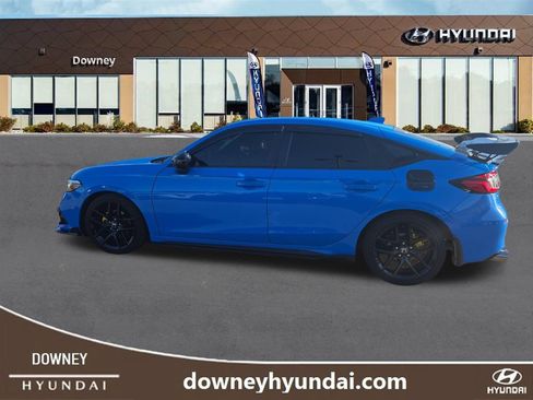 Used 2024 Honda Civic Sport image 2