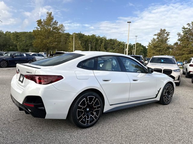 Used 2026 BMW i4 eDrive40 w/ M Sport Package RWD image 3