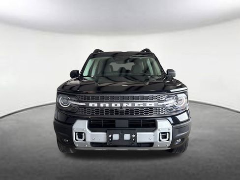 Used 2025 Ford Bronco Sport Badlands image 9