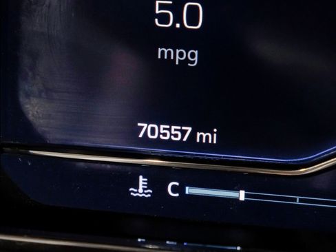 Used 2025 Chevrolet Silverado 2500 LTZ w/ LTZ Premium Package AWD/4WD image 21