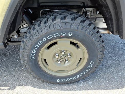 New 2026 Jeep Gladiator Willys AWD/4WD image 8