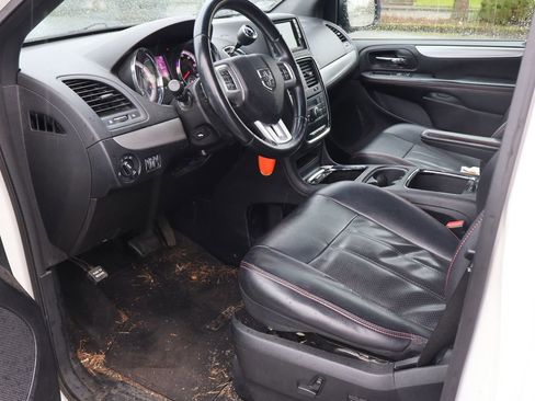 Used 2013 Dodge Grand Caravan R/T w/ Entertainment Group 1 image 4