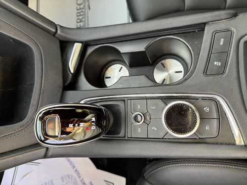 Used 2022 Cadillac XT5 Luxury image 20